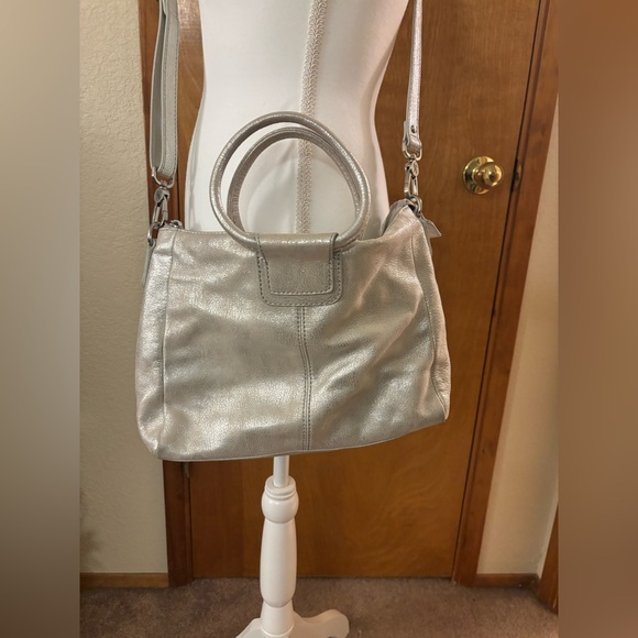 HOBO Silver Metallic Leather Crossbody Bag - Picture 5 of 16